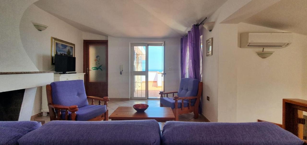 Appartamento Terrazza Vista Mare Cala Gonone Dış mekan fotoğraf